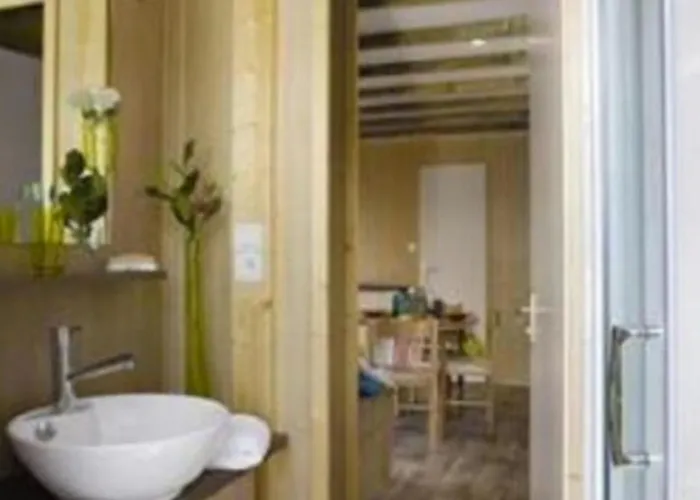 - 6 Pers., Proche Utah - Api-1-52-2112 Camping Sainte-Marie-du-Mont (Manche)