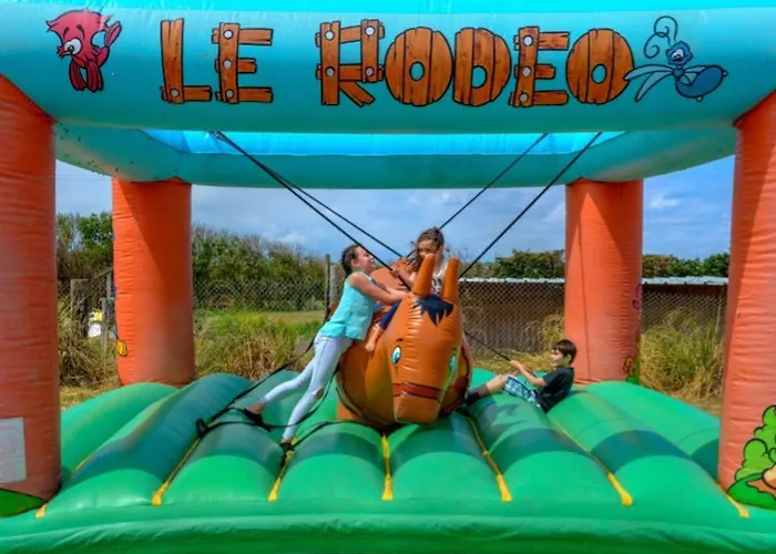 - 6 Pers., Proche Utah - Api-1-52-2112 Sainte-Marie-du-Mont (Manche)